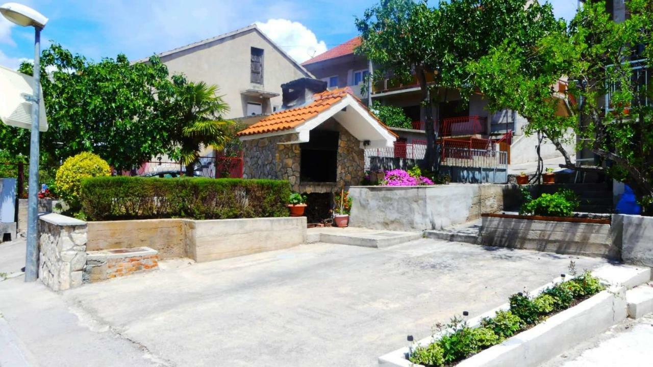 Family Silver Apartment Šibenik Екстериор снимка