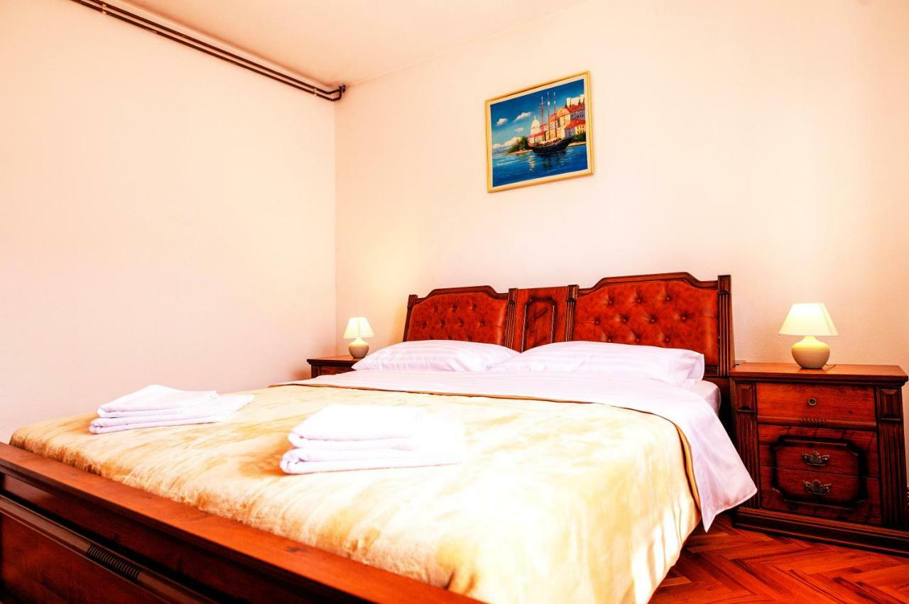 Family Silver Apartment Šibenik Екстериор снимка