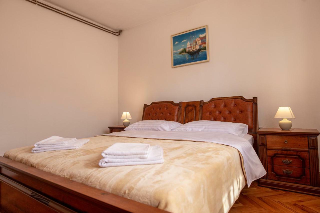 Family Silver Apartment Šibenik Екстериор снимка
