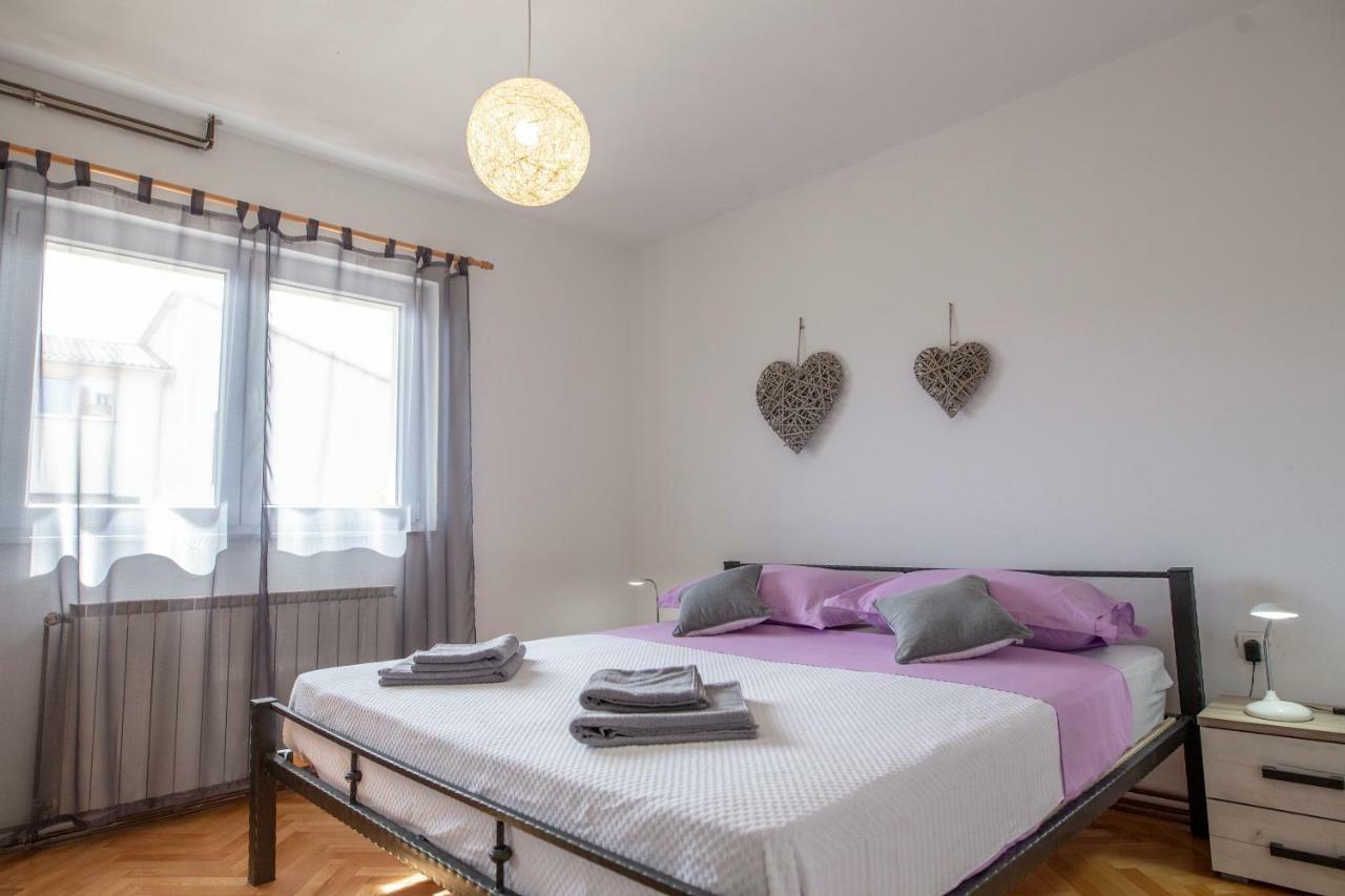 Family Silver Apartment Šibenik Екстериор снимка