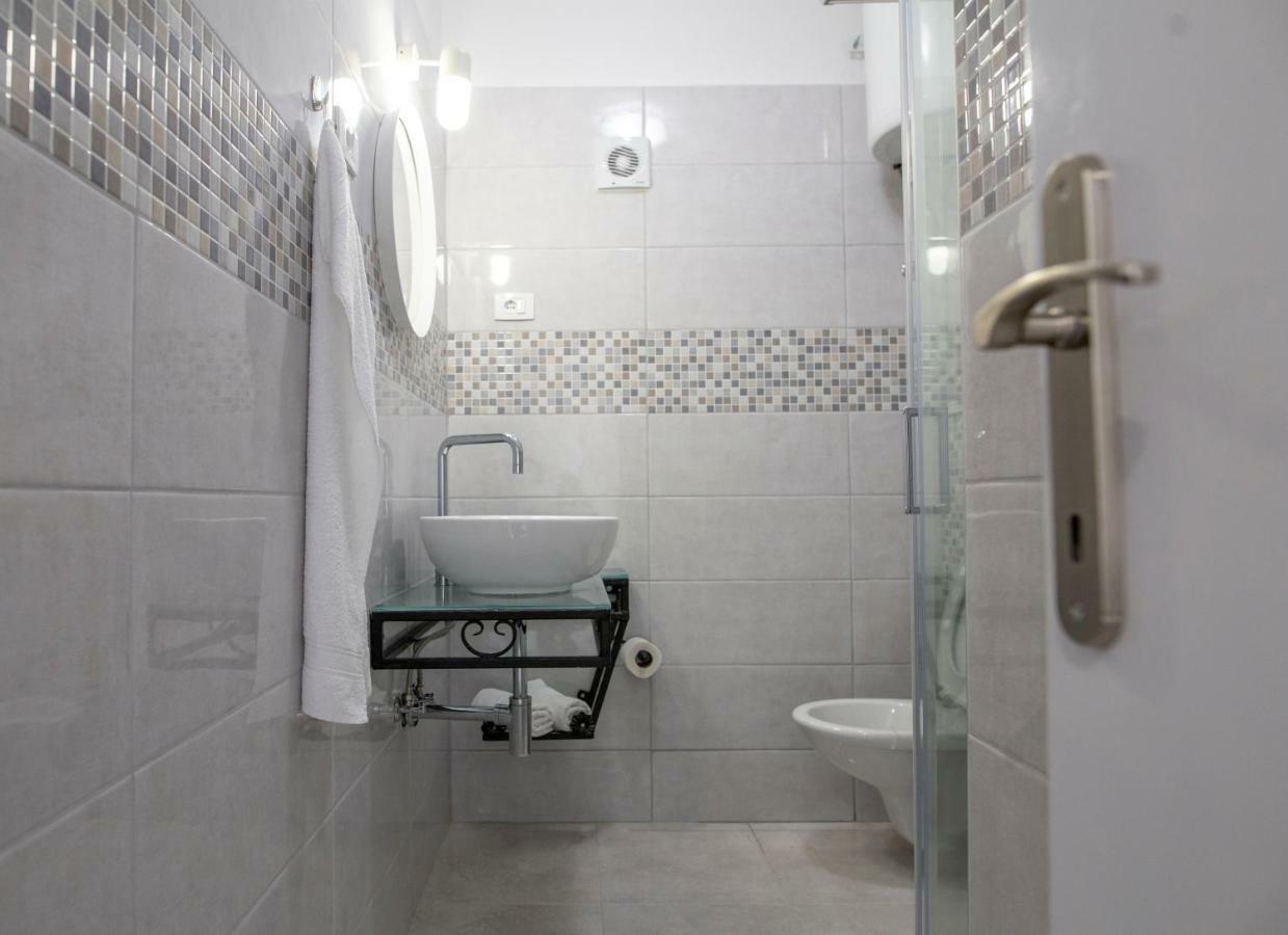 Family Silver Apartment Šibenik Екстериор снимка